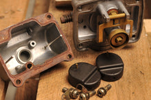 Load image into Gallery viewer, USED MOTORCYCLE CARBURETOR CARB - MIKUNI MIC B9 4 2 DIRT BIKE ROUND SLIDE #2 - Salvage