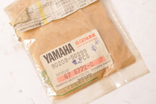 Load image into Gallery viewer, Genuine Yamaha Washer 2HR - YFM350 Big Bear 1987-88 x2 pcs |  90209-50299