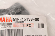 Load image into Gallery viewer, Genuine Yamaha Bracket Crankcase top right Grizzly 660 | 5KM-15199-00