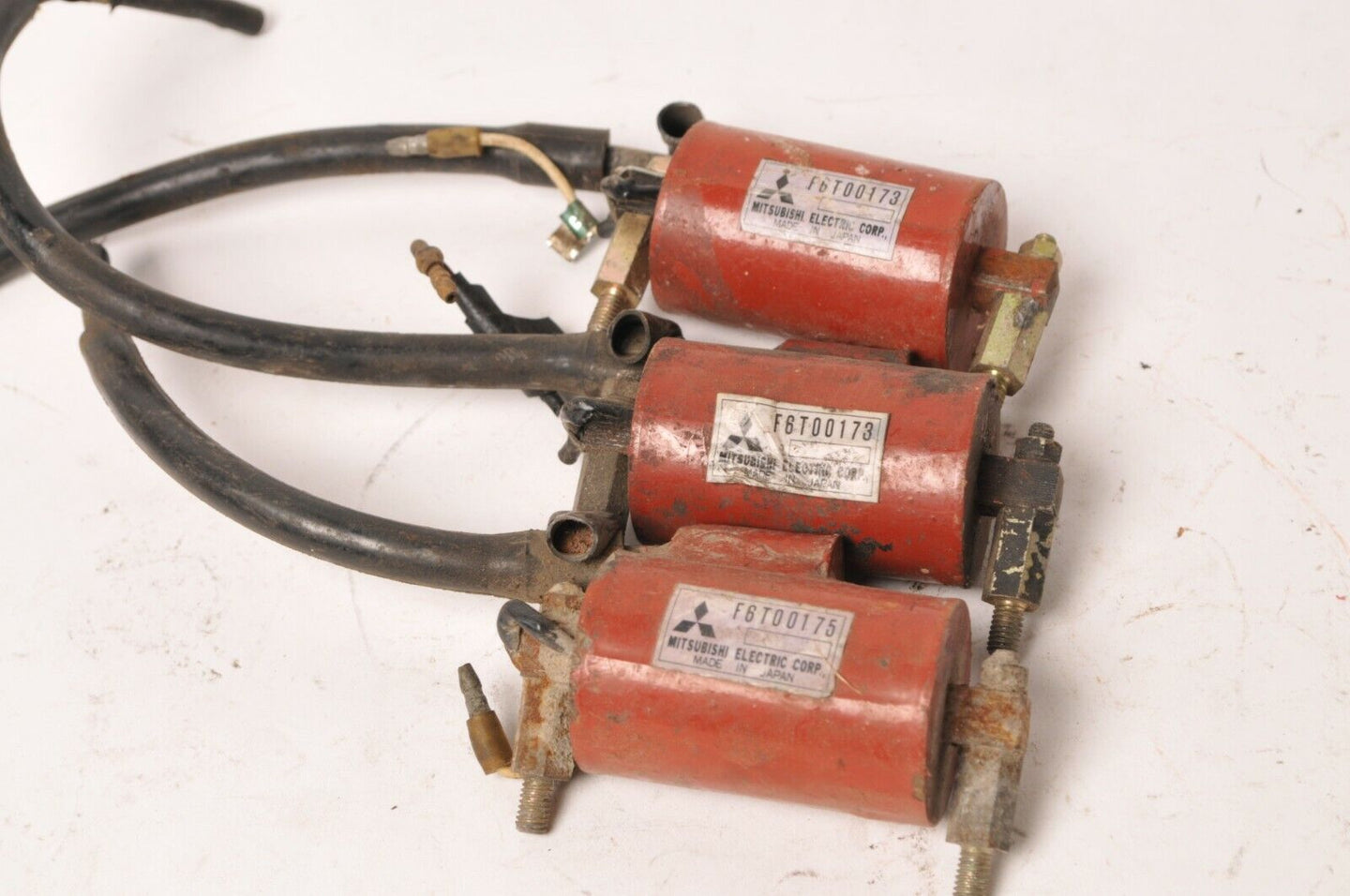 Genuine Kawasaki Ignition Coil Set of 3 - F6T00173 +5 Mitsubishi KH500 H1 H2  #2 - Very Good