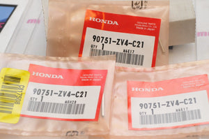 NEW NOS OEM HONDA 90751-ZV4-C21 Qty:3 PIN,SPRING (3.0X22) (7360639)  - Like New