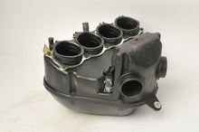 Load image into Gallery viewer, Yamaha YZF-R6 OEM Airbox complete with KN Filter 99-02 | 5EB-14411-01 + YA-6001