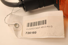 Load image into Gallery viewer, Genuine Peugeot 726150 Turn Signal / Clignotant RR/FL AR.Droite ou AV.Gauche