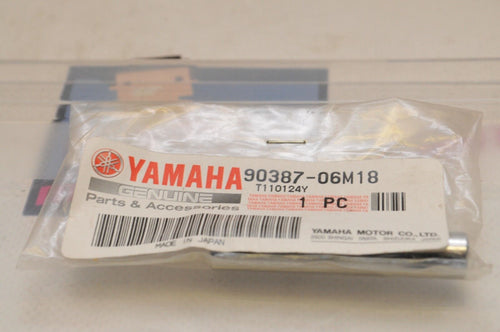NEW NOS OEM YAMAHA MARINE 90387-06M18 COLLAR, 25HP OUTBOARD 1988-2006++ - Like New