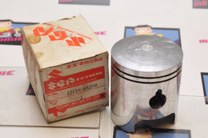 GENUINE ARCTIC CAT PISTON 3002-071 (SUZUKI) 1976 CHEETAH EL TIGRE PANTHER 440 - Like New