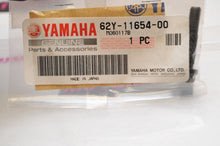 Load image into Gallery viewer, NEW NOS OEM YAMAHA MARINE 62Y-11654-00-00 BOLT,CON CONNECTING ROD  - Like New