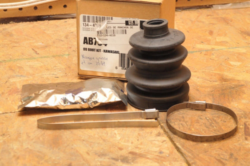 Moose Utility AB704 CV Boot Kit KAWASAKI OUTBOARD 134-4039 - Like New