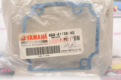 NEW NOS OEM YAMAHA MARINE 664-41134-A0-00 GASKET, EXHAUST MANIFOLD 2 25 30 MOTOR - Like New