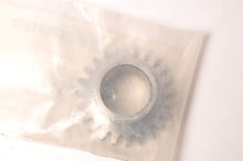 Load image into Gallery viewer, Genuine Polaris Sprocket,oil pump - Outlaw Predator Sportsman 50 90 | 0453541 - Motomike Canada