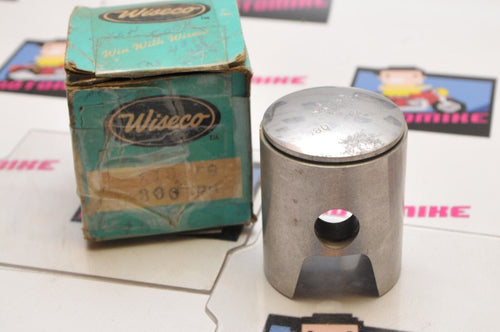 NOS NEW OLD STOCK Wiseco Piston 300P8 B125 +80 OVER  110P8 BULTACO 125  - Like New