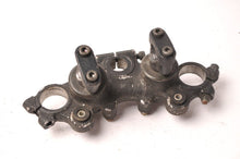 Load image into Gallery viewer, Genuine Yamaha Crown Handle,upper triple clamp assembly 3J9-23435-00 XS850 80-81 - Like New