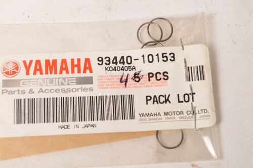 Genuine Yamaha 93440-10153 Qty:4 Circlip Circlips - FZR400-1000 R6 FZ1 R1 YZF750
