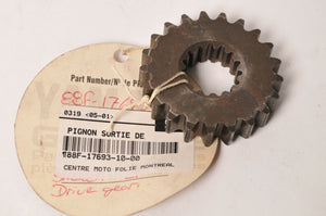 Genuine Yamaha Sprocket,Chain Drive 21T Phazer 500 PZ500  |  88F-17693-10 - Like New