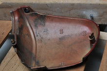 Load image into Gallery viewer, GENUINE HONDA SIDE COVER SET R RH RIGHT 83600-413-000 RED W/LOGO &quot;400 TWIN&quot; - Very Good