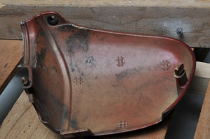 GENUINE HONDA SIDE COVER SET R RH RIGHT 83600-413-000 RED W/LOGO "400 TWIN" - Very Good