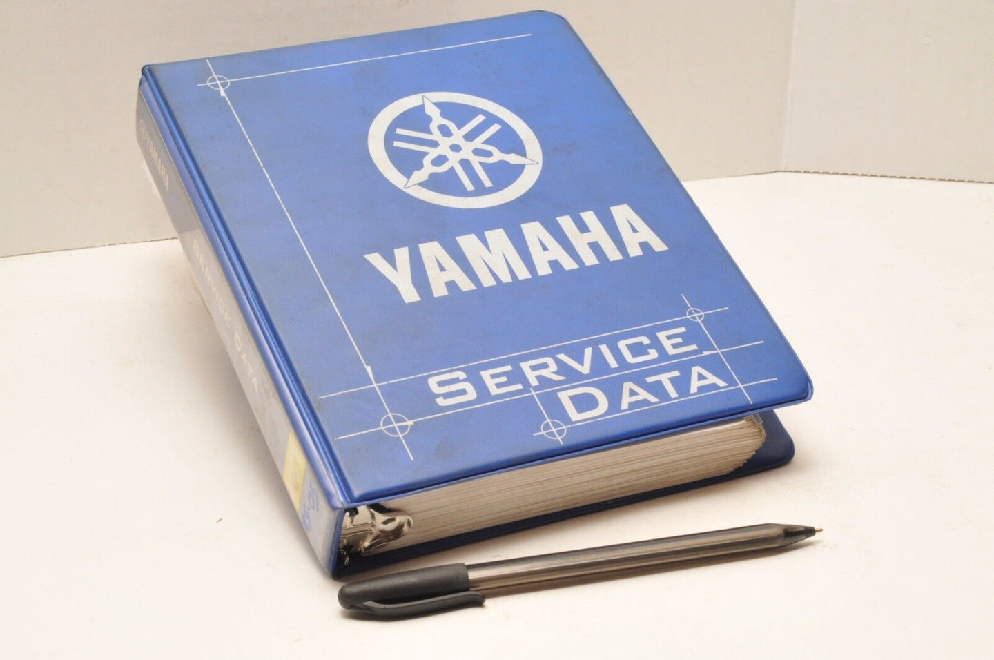 Genuine YAMAHA SERVICE DATA BOOKLET 1995-2005 MOTORCYCLE SCOOTER LIT-SDATA-MC-00 - Very Good