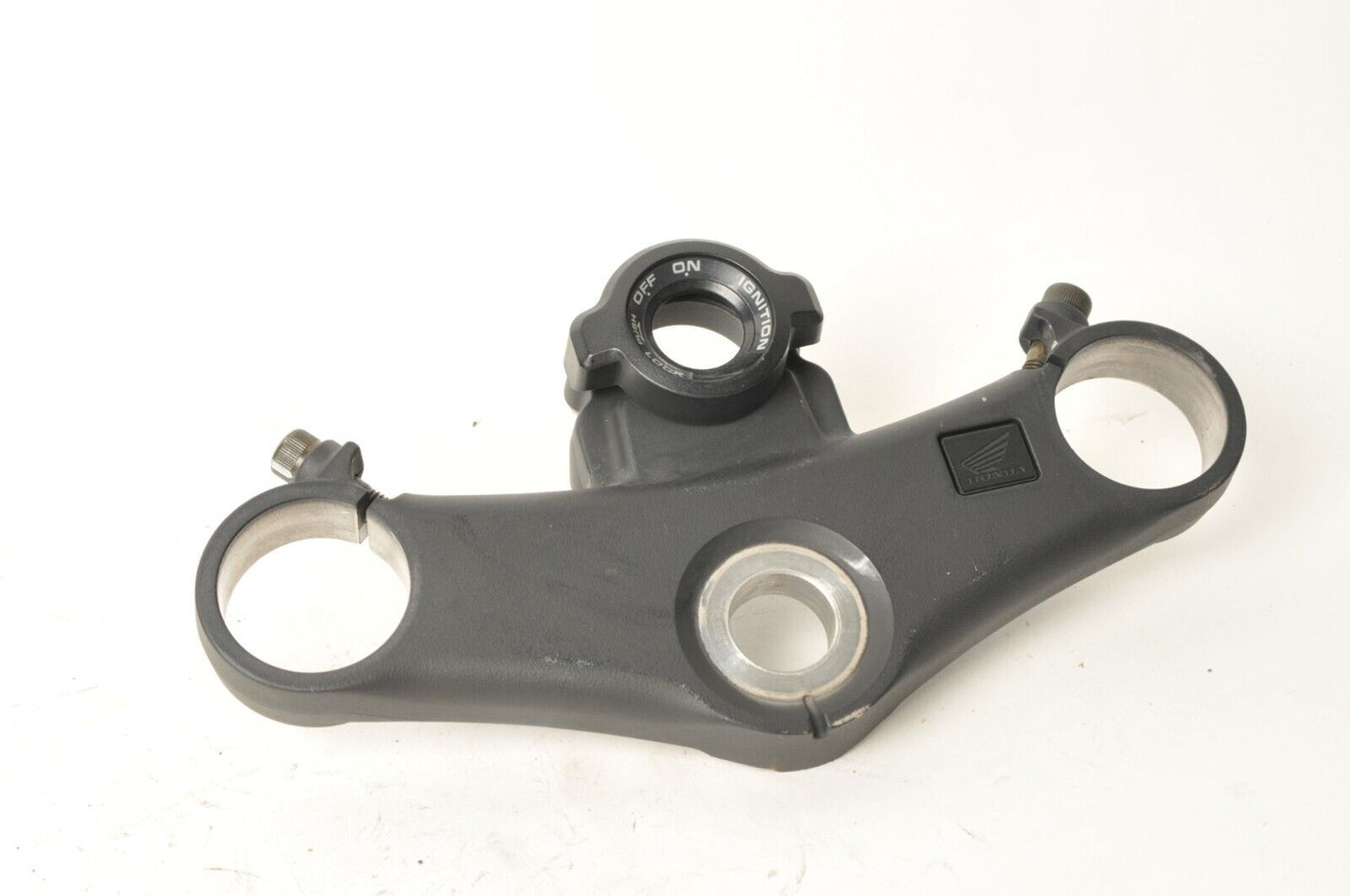Genuine Honda CBR600F4 Upper Triple Top Bridge  1999-2000  |  53300-MBW-000 - Very Good