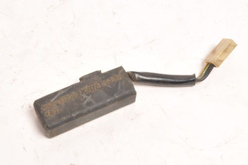 Yamaha Taillight Relay Koito 352-71713 long wire XS650 TX650  | 371-84708-02 - Very Good