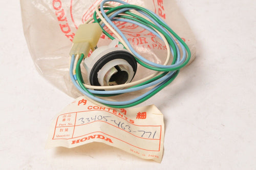 Genuine NOS Honda 33405-463-771 Socket,R Turn Signal pigtail harness GL500 1100 - Like New