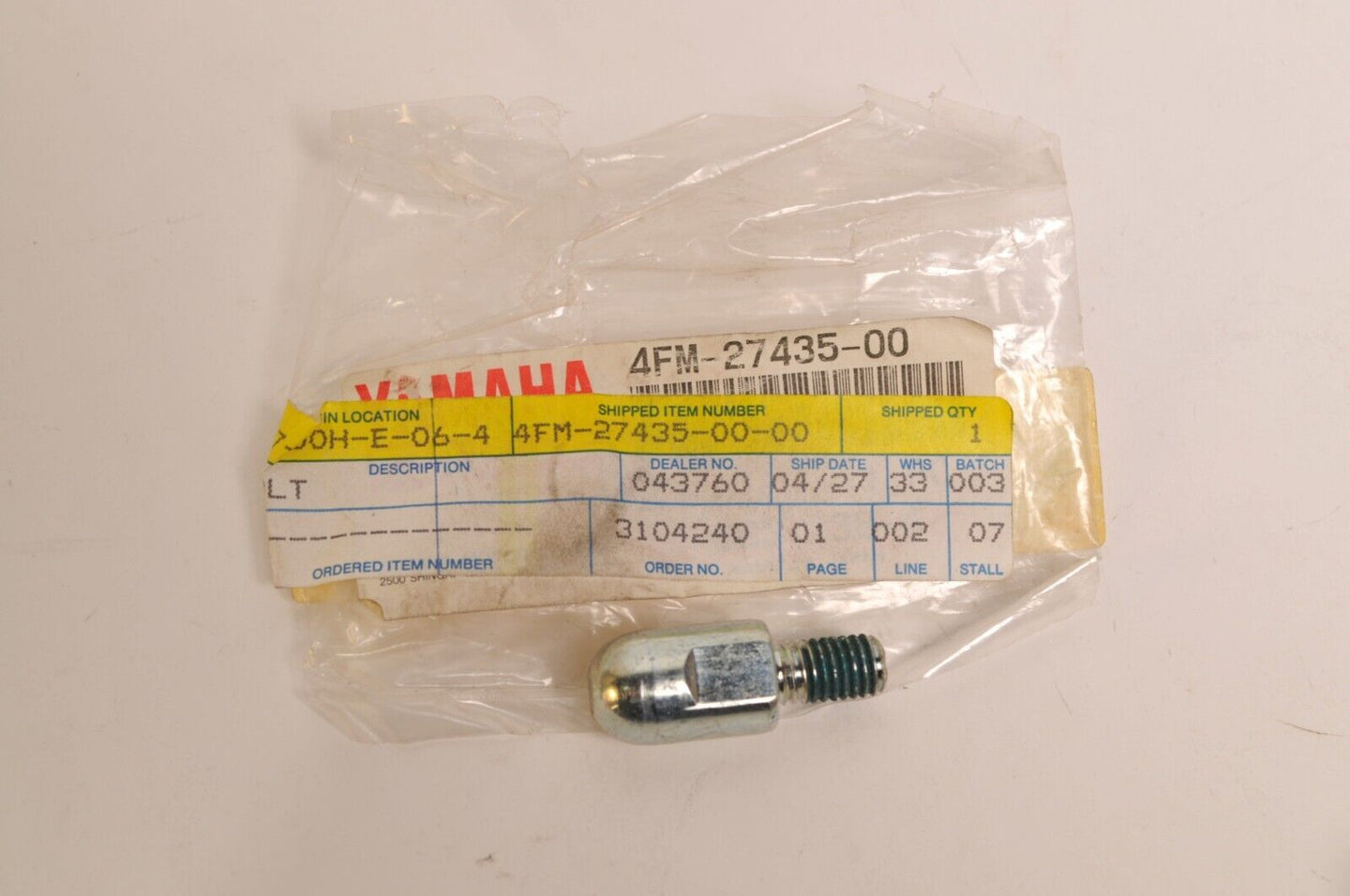 Genuine Yamaha Bolt,Feeler footrest for YZF750 1994-98 | 4FM-27435-00-00