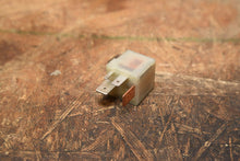 Load image into Gallery viewer, Audi VW ELECTRIC 191906383C #167 Relay - A6 A4 Jetta Golf + MORE - Very Good