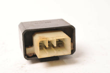 Load image into Gallery viewer, Turn Signal Relay 256-0Y3D - Very Good