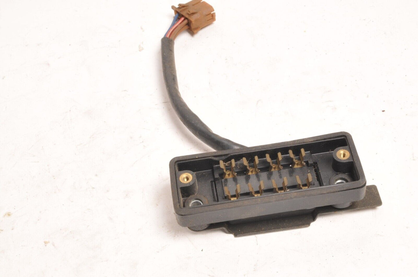 Yamaha Fuse Box Base #1 for XV750 Virago 750 920 1981-1983   |  4X7-82170-00-00 - Very Good