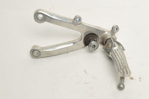 Yamaha YZF-R6 OEM Left Front Footpeg (bent) & Bracket R6 99-02 | 5EB-27442-00 - Very Good