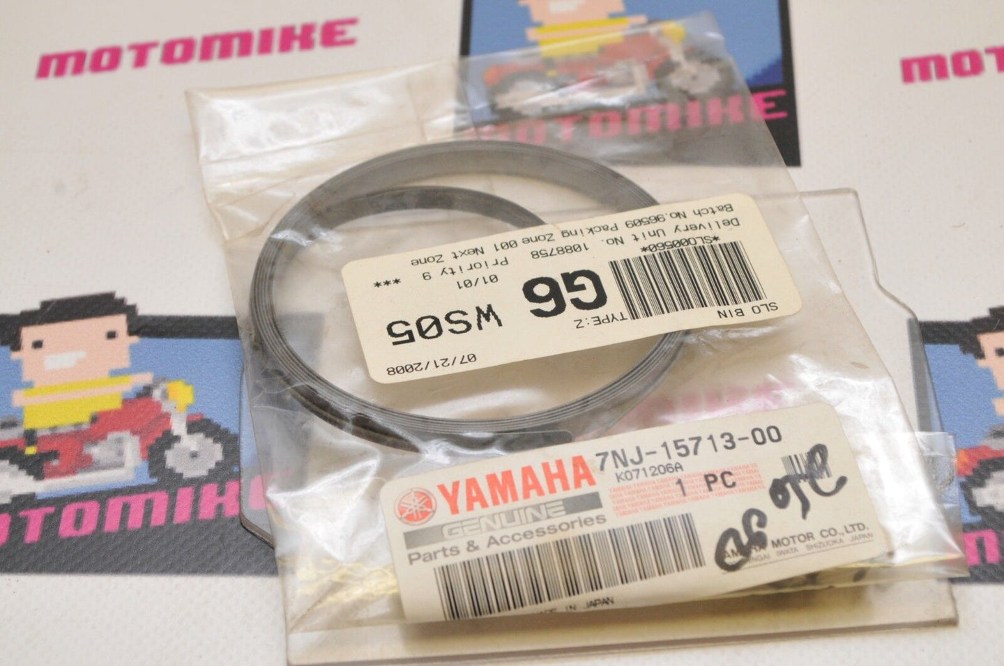 NEW NOS OEM YAMAHA 7NJ-15713-00-00 SPRING,STARTER RECOIL YP20 EF1600 G9C4 ++ - Like New