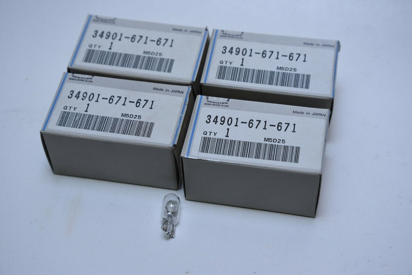 Honda Bulb 34901-671-671 Qty:4 (12V 2CP) Dealer Shop Bulk Lot of FOUR (4)