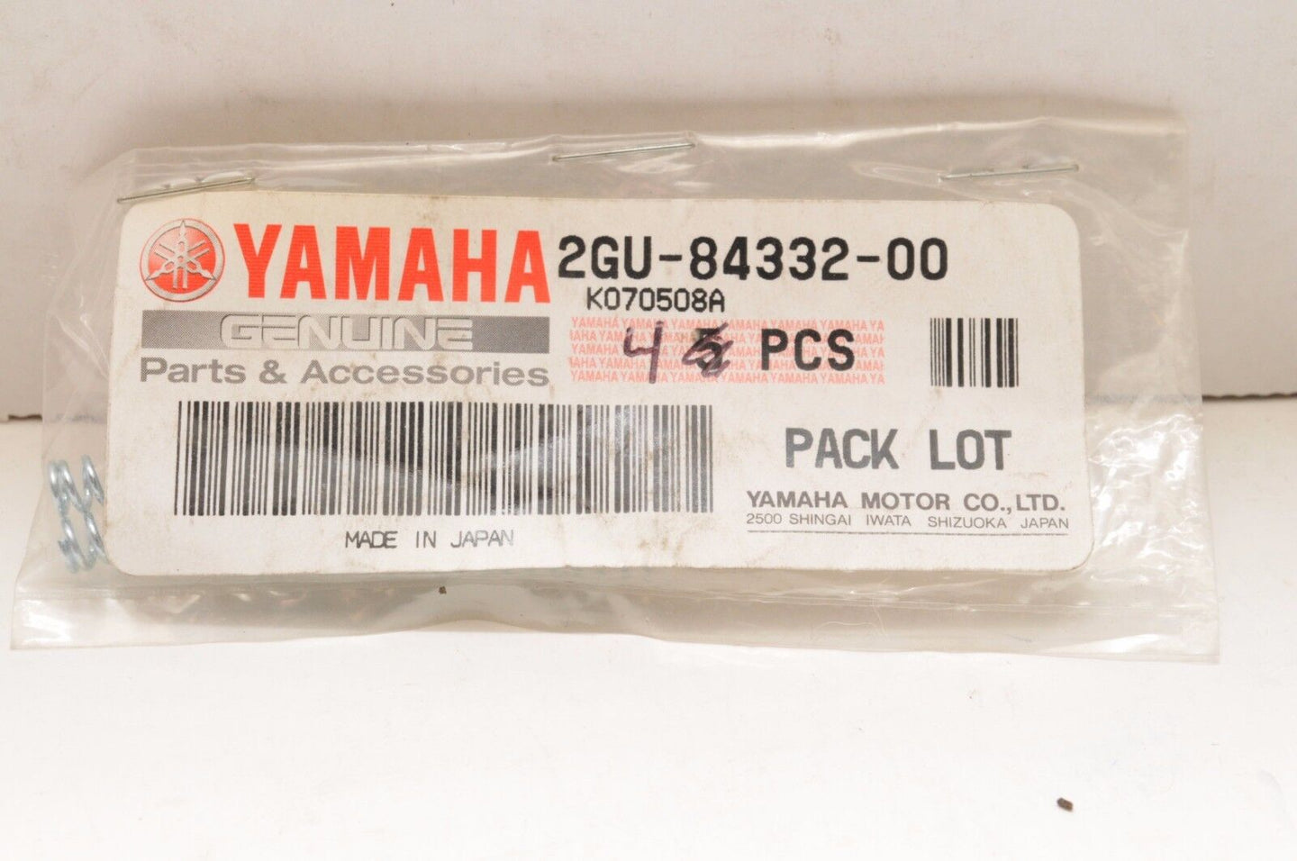 NEW NOS OEM YAMAHA 2GU-84332-00 SPRING,SCREW LOT OF FOUR (4) - Like New