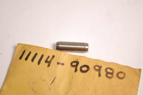 Genuine Suzuki Valve Guide 4hp 6hp outboard optional part  | 11114-90980