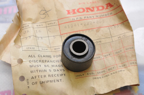 NEW NOS OEM HONDA 41241-222-000 Qty:1 REAR WHEEL BUSHING DAMPER CB CL ST XL+ - Like New