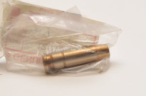NEW NOS KAWASAKI 12013-001 VALVE GUIDE,INLET/INTAKE 1973-77 Z1 KZ900 - Like New