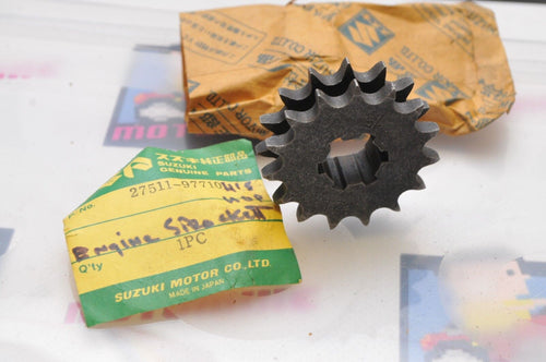 NOS OEM SUZUKI 27511-97710 SPROCKET, 15 TOOTH SM10,SM11,SM20, SM21, SM30 - Like New