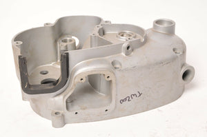 Genuine Yamaha Right Side Crankcase Cover - 15420 - possible for U5 ?  - Like New