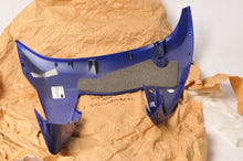 Load image into Gallery viewer, Genuine Yamaha 5SL-Y283V-B0-P1 Right Fairing YZF-R6 2004 04 *blemished* - Like New