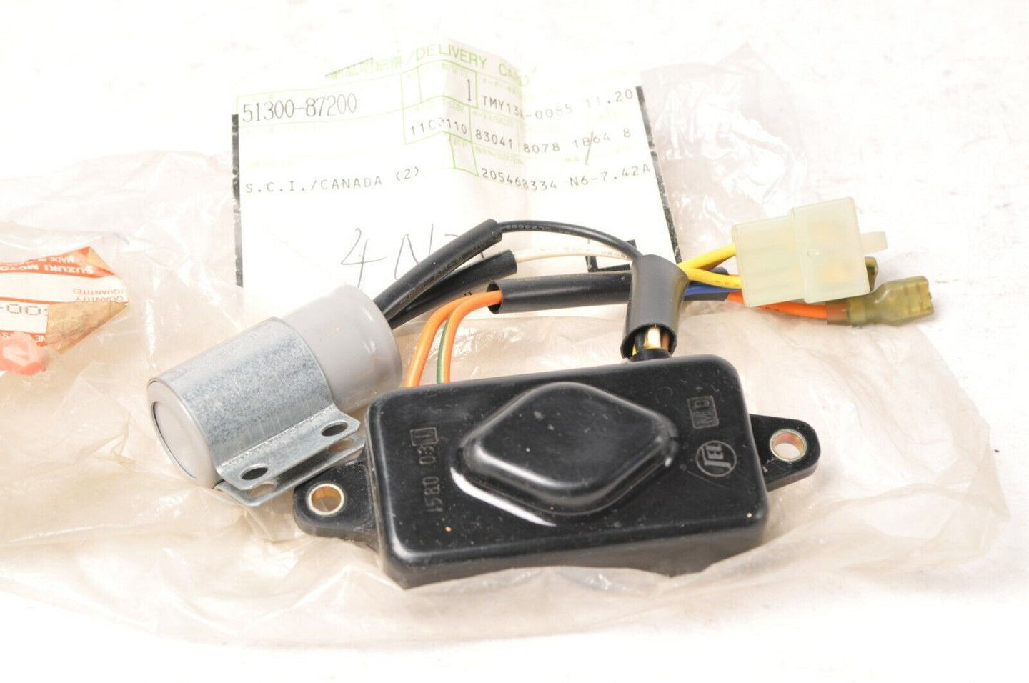 New NOS Genuine Suzuki 51300-87200 Regulator,Voltage -  - Like New