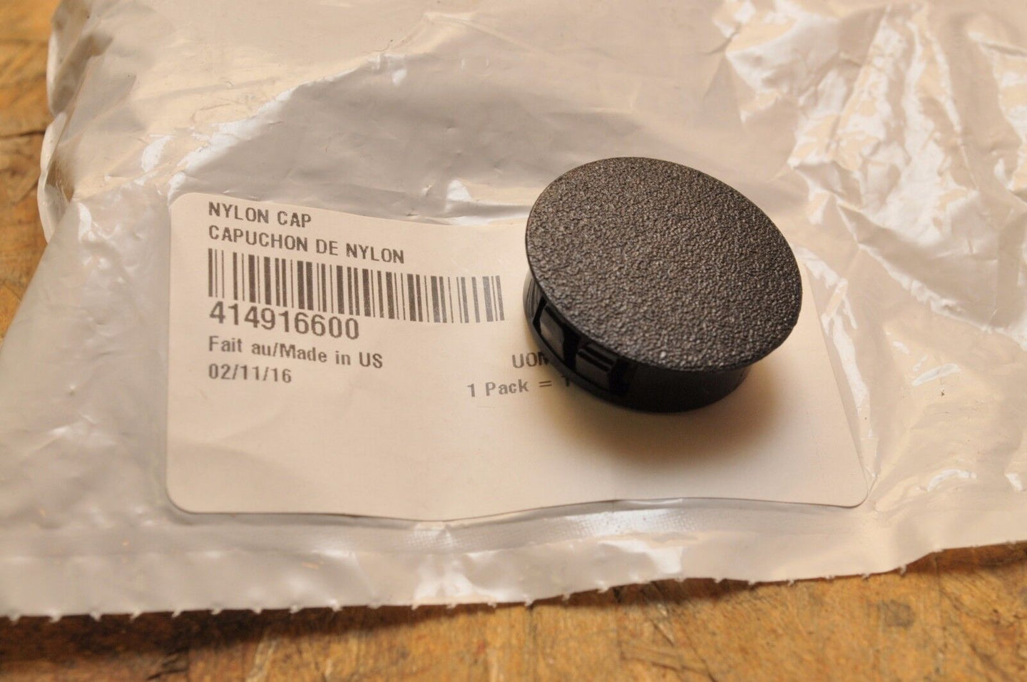 New OEM SKI-DOO NYLON CAP PLUG BOTTOM PAN 414916600 MXZ SUMMIT GSX +MORE 2007-12 - Like New