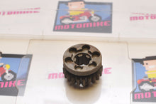 Load image into Gallery viewer, OEM VINTAGE Honda 23451-052-000 GEAR, 3RD MAINSHAFT 21T  CL90 CT90 ATC 1966-1967 - Like New