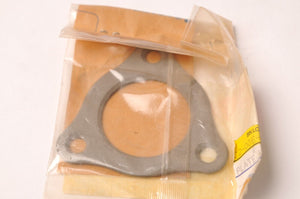 Genuine Yamaha Bearing Cover Plate YFM YTM Tri-Moto-4 ++   |  21V-15381-00