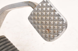 Used Yamaha RH Footpeg w/bracket and brake pedal XV1100 V-Star | 5EL-27420-00 - Very Good