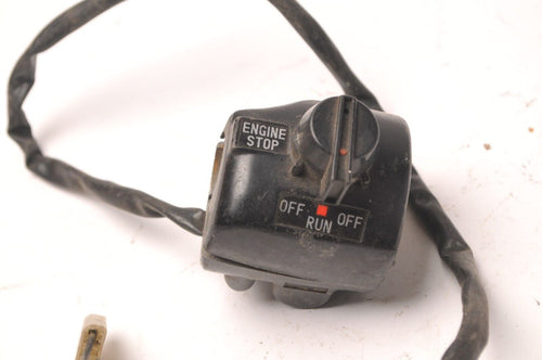 Yamaha RD350 RH Handlebar Switch On/Off/Run Engine Stop 4Y3-83976 Canada Only #6 - Very Good