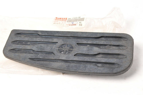 Genuine Yamaha 4WM-27423-00 Cover,Footrest Floor Board - RH Right Road Star
