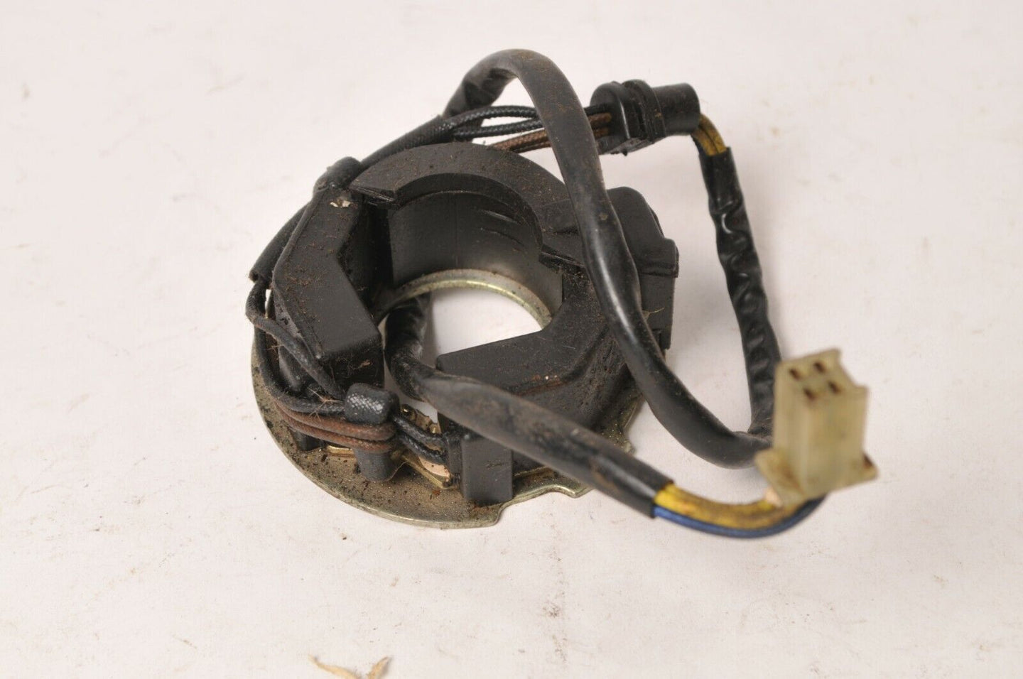 Honda Pickup Assembly ignition trigger coil pack CX650 GL650 1983  |  TEC Japan - Very Good
