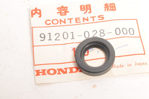 Honda Oil Seal fits ATC110 ATC90 C90 SL90 ST90 CT90 CT110 ++  | 91201-028-000