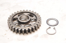 Load image into Gallery viewer, USED Honda 2005-2017  CRF450X CRF 450X KICK STARTER IDLE GEAR 28231-MEY-670 - Very Good