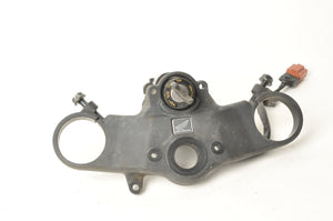 Honda CBR600RR Top Bridge Upper Triple Clamp w/Key Ignition Switch 35100-MFJ-A41 - Very Good