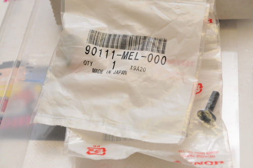 NEW NOS OEM HONDA 90111-MEL-000 Qty:3 SCREW,TRUSS (5X18) M5 CBR1000RR 600RR ++ - Like New