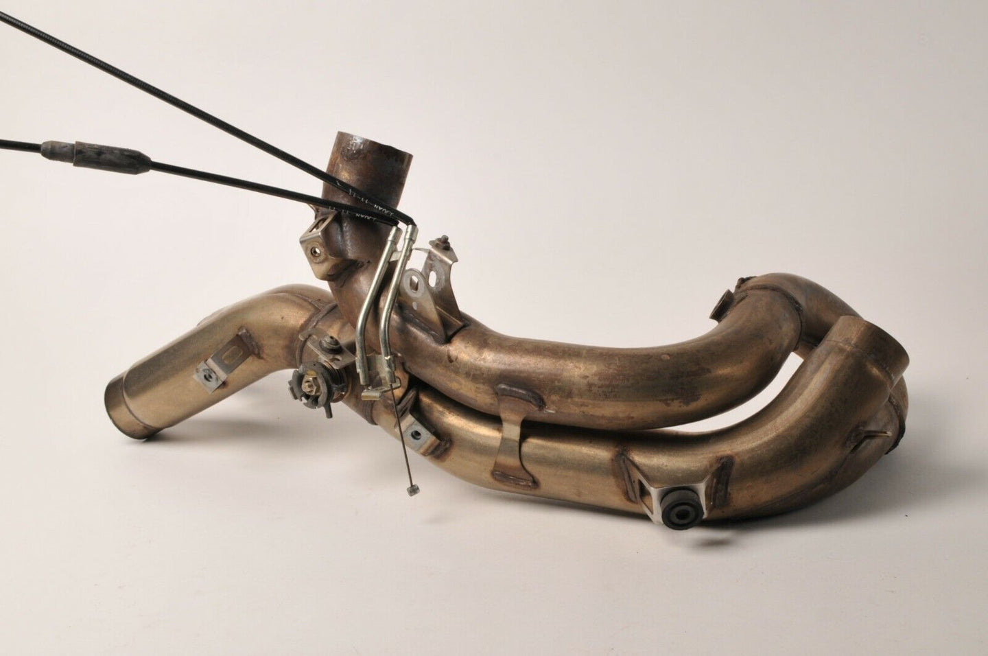 Genuine Ducati 57012633A Exhast Center Y-Pipe w/valve & cables - 2012 848 Evo - Very Good